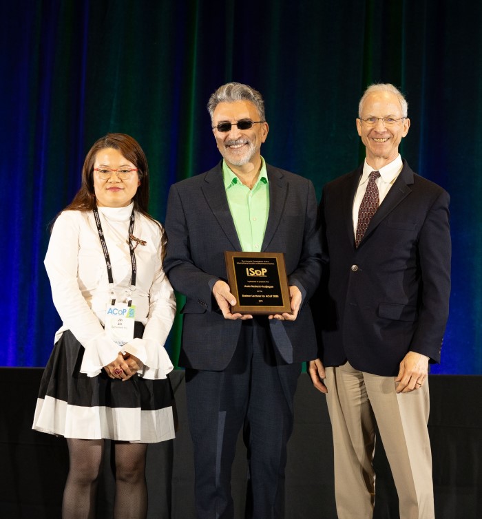 Professor Amin Rostami Hodjegan accepting Lewis B. Sheiner Award